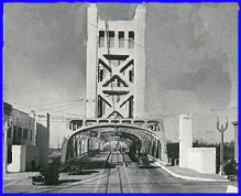 Sacramento_Tower_Bridge_1935_Westbound.gif
