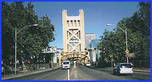 Sacramento_Tower_Bridge_1999.jpg